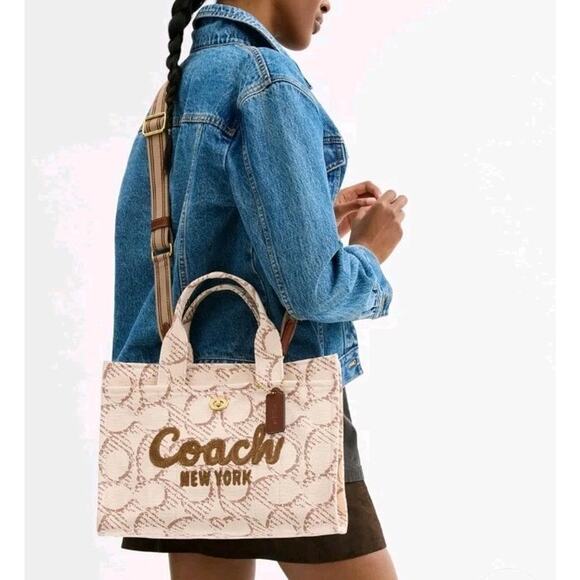 NWT COACH Signature Print Medium Canvas Cargo Tote Neutral Beige Brown Tan New - Picture 4 of 5